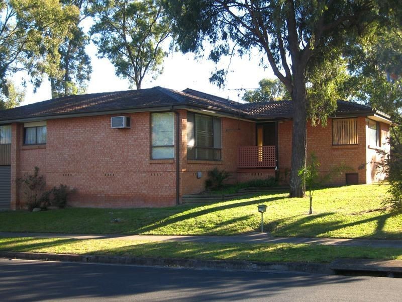 24 Isaac Smith Parade, Kings Langley NSW 2147