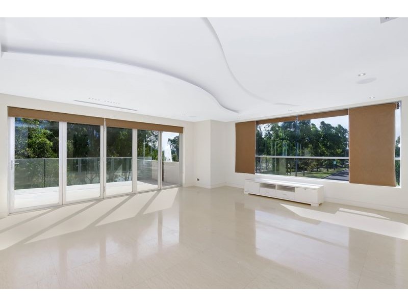 20 Bridgeview Cct, Bella Vista NSW 2153