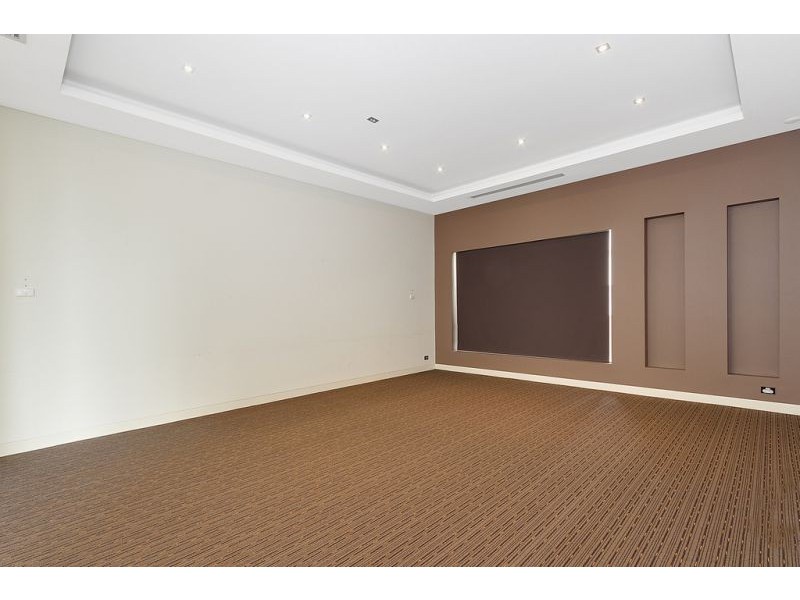 20 Bridgeview Cct, Bella Vista NSW 2153