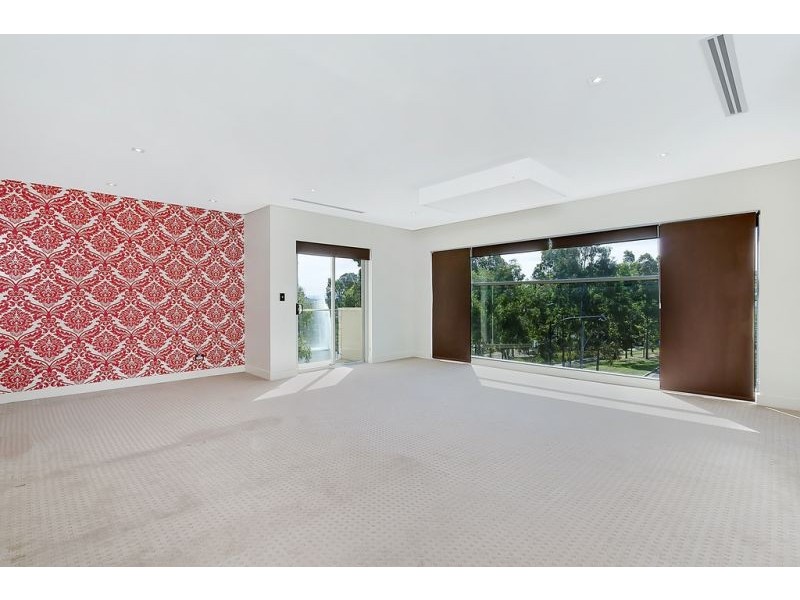 20 Bridgeview Cct, Bella Vista NSW 2153