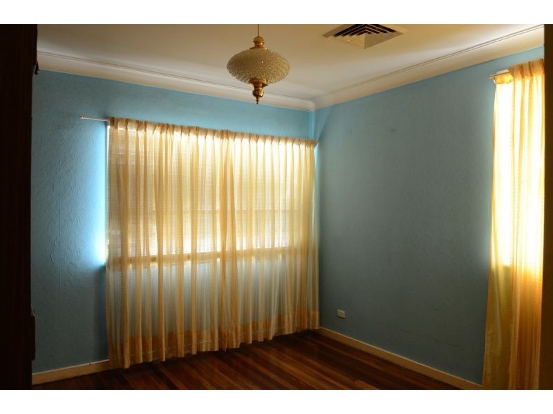 14 Seventh Avenue, Seven Hills NSW 2147