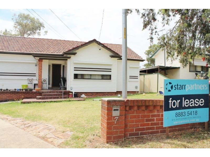 7 Murray Place, Blacktown NSW 2148