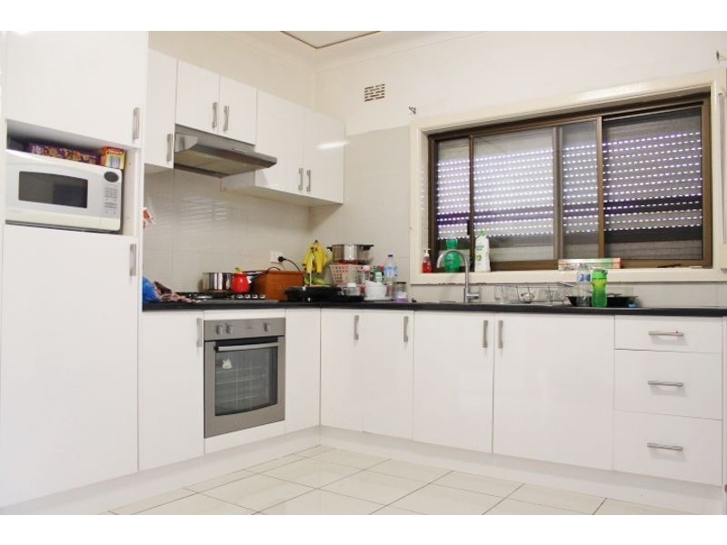 7 Murray Place, Blacktown NSW 2148