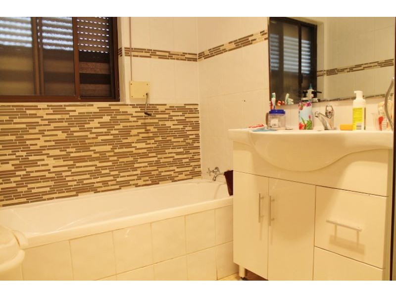 7 Murray Place, Blacktown NSW 2148