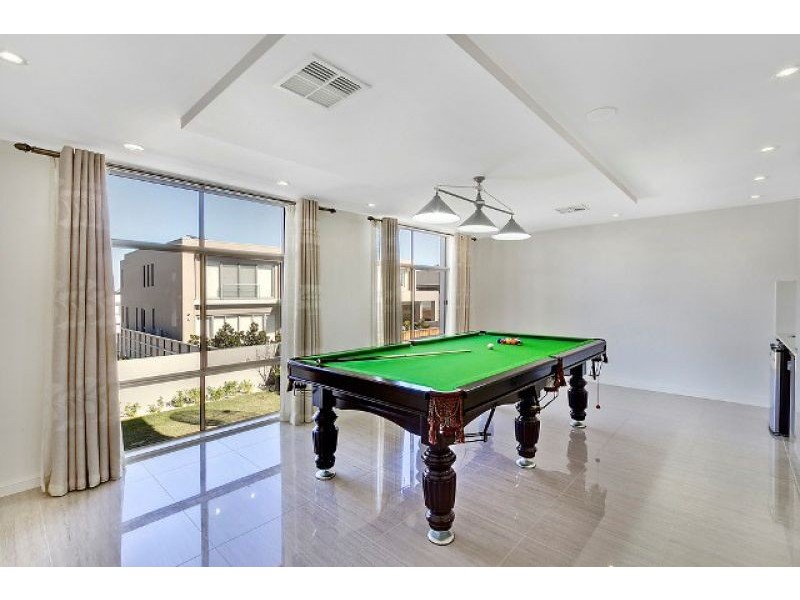 7 WOODBRIDGE PLACE, Bella Vista NSW 2153