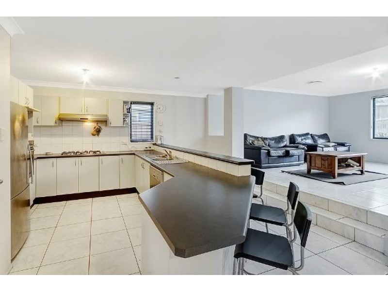 57 Perfection Av, Stanhope Gardens NSW 2768