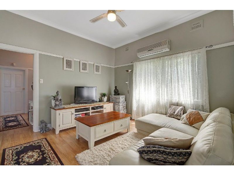 1/33 Clement Street, Guildford NSW 2161