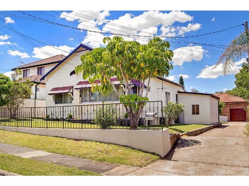 1/33 Clement Street, Guildford NSW 2161