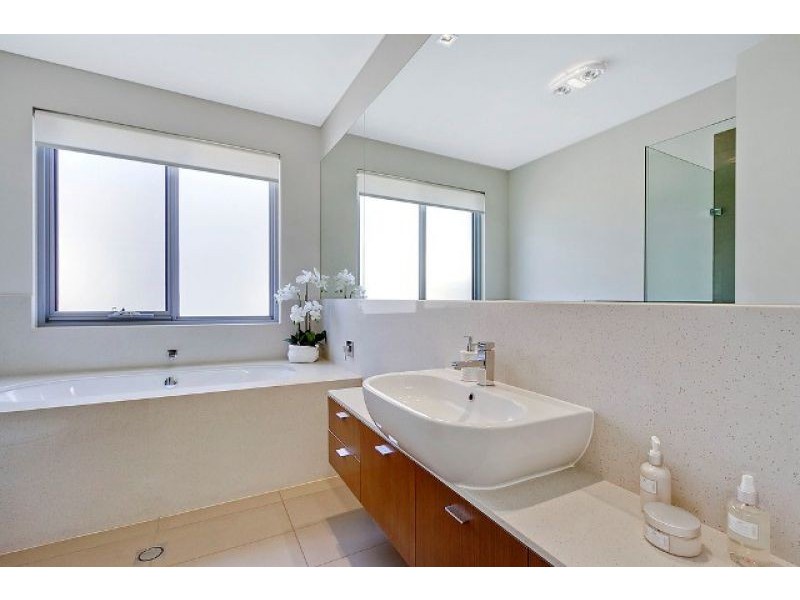 3 The Pointe, Bella Vista NSW 2153