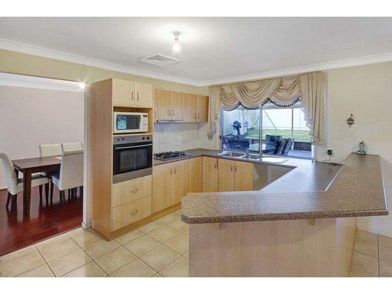 19 Aquamarine Street, Quakers Hill NSW 2763