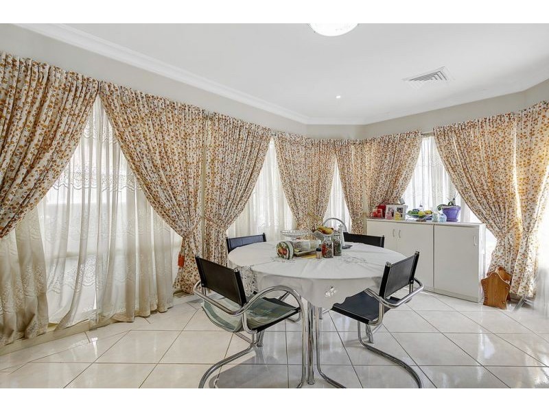 19 Guthega Close, Woodcroft NSW 2767