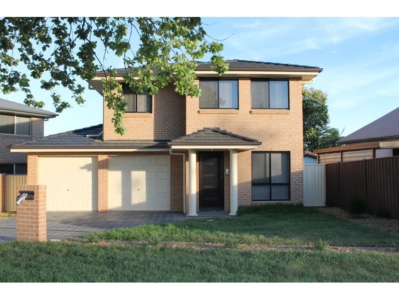 1b Melody St, Toongabbie NSW 2146