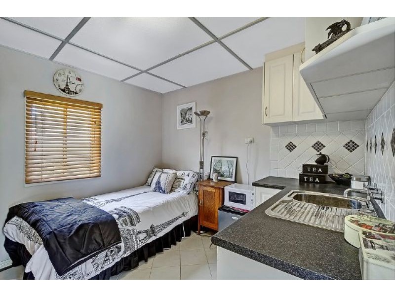 1/33 Clement Street, Guildford NSW 2161