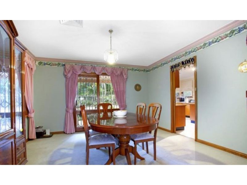 1 Governor Phillip Place, West Pennant Hills NSW 2125