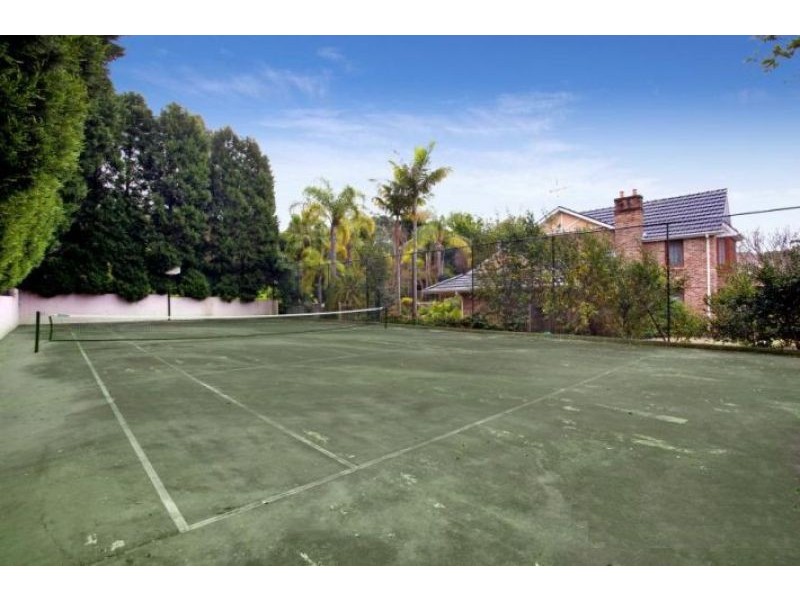 1 Governor Phillip Place, West Pennant Hills NSW 2125