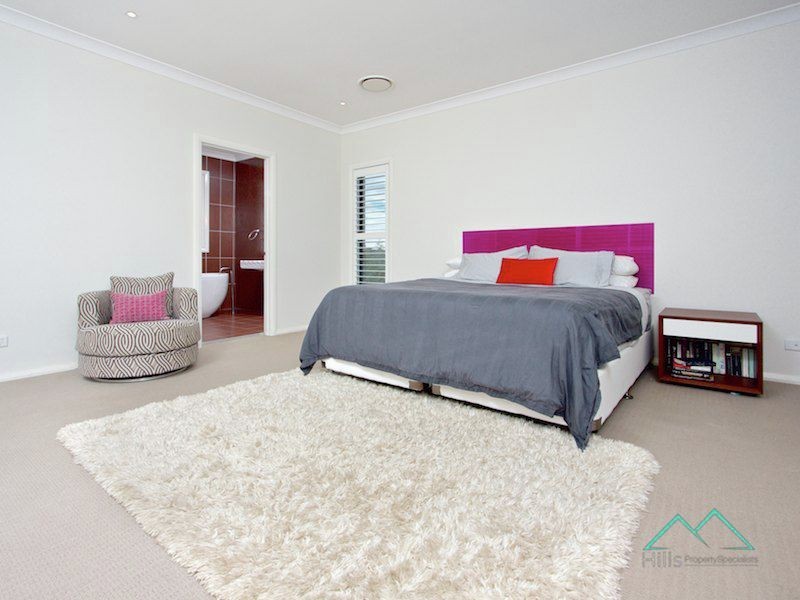 2 Springthorpe Way, Castle Hill NSW 2154