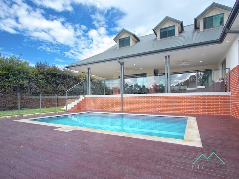 2 Springthorpe Way, Castle Hill NSW 2154