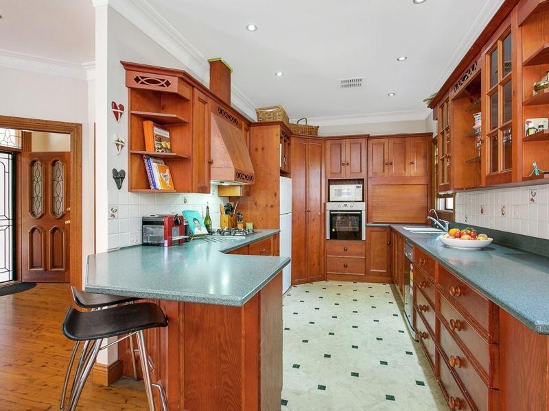 21 Bishop Avenue, West Pennant Hills NSW 2125