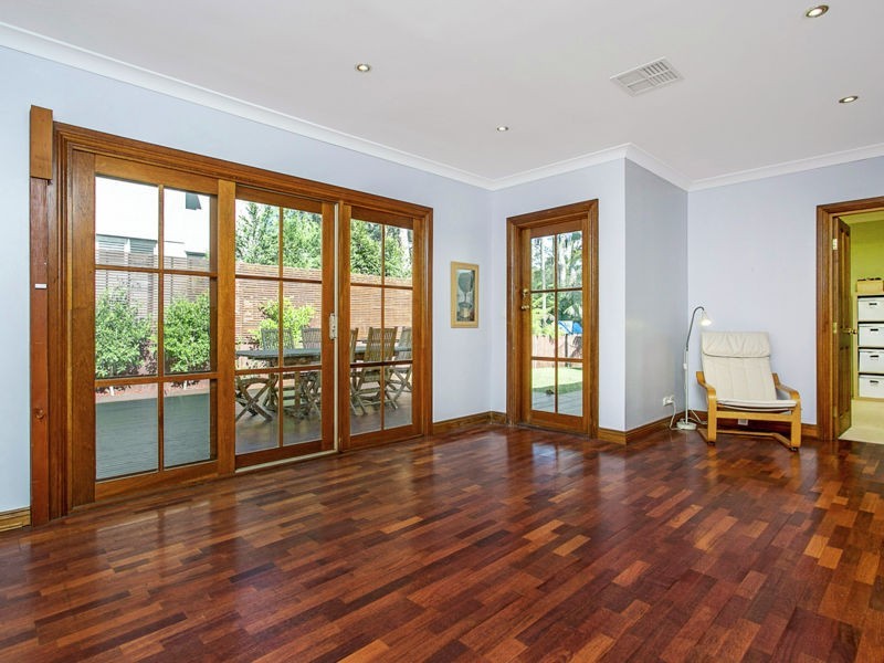 21 Bishop Avenue, West Pennant Hills NSW 2125