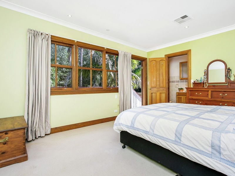 21 Bishop Avenue, West Pennant Hills NSW 2125