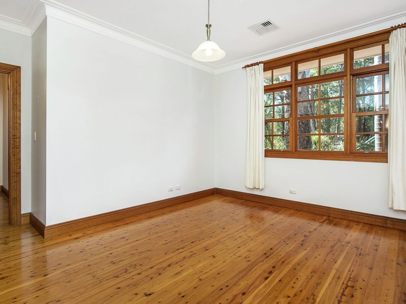 21 Bishop Avenue, West Pennant Hills NSW 2125