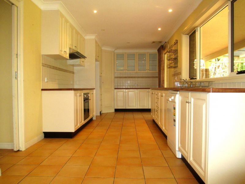 37 Middleton Avenue, Castle Hill NSW 2154