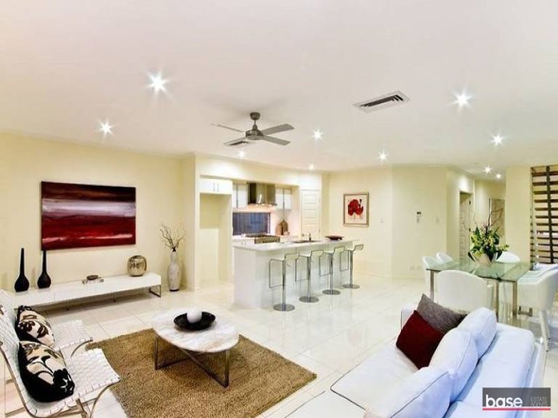 4A Crofton Street, Geebung QLD 4034