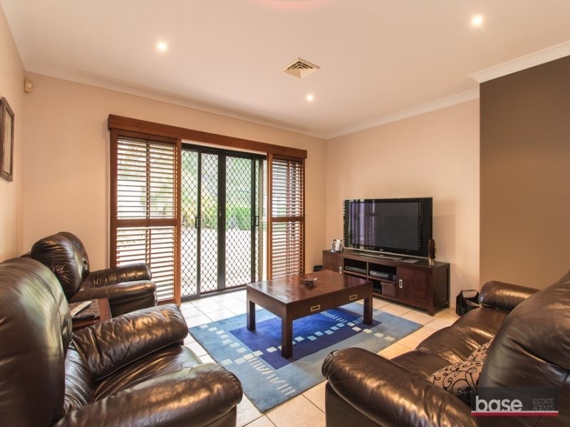 11 Harrison Court, Chermside West QLD 4032