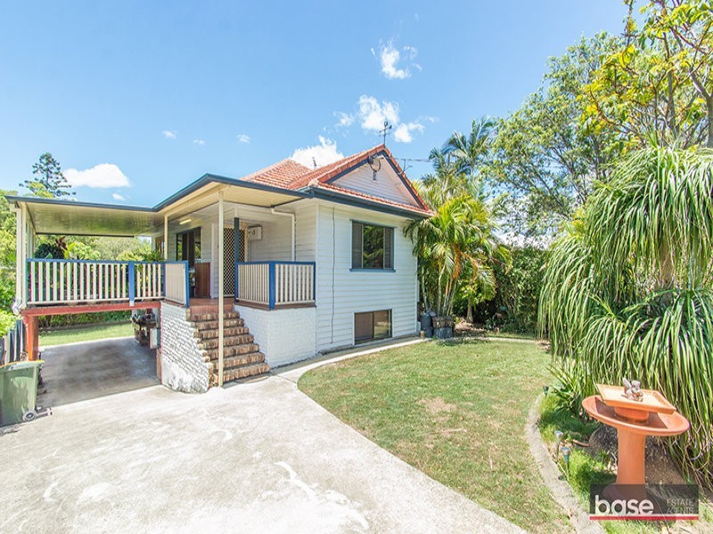 12 Chesterfield Street, Wavell Heights QLD 4012
