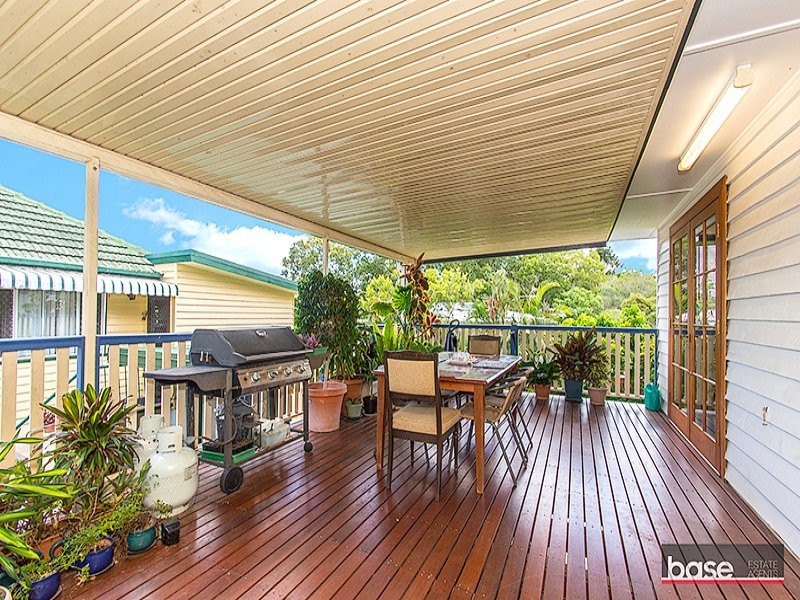 12 Chesterfield Street, Wavell Heights QLD 4012