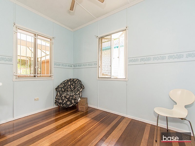 42 Elbury Street, Mitchelton QLD 4053