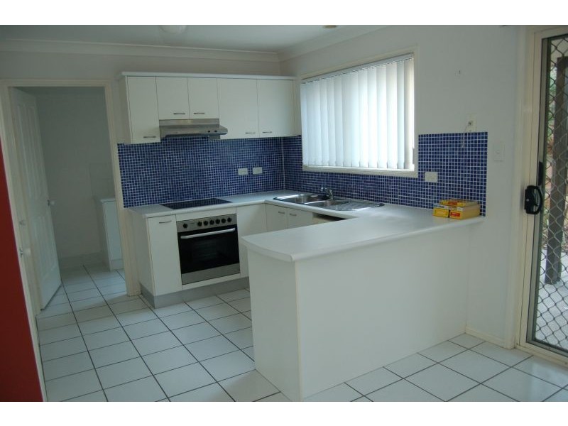 9/210 Government Road, Forest Lake QLD 4078