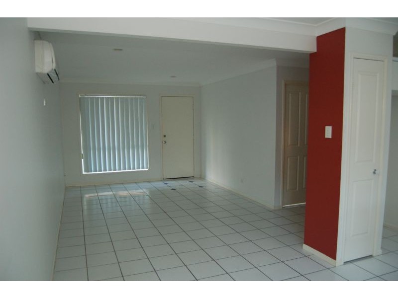 9/210 Government Road, Forest Lake QLD 4078