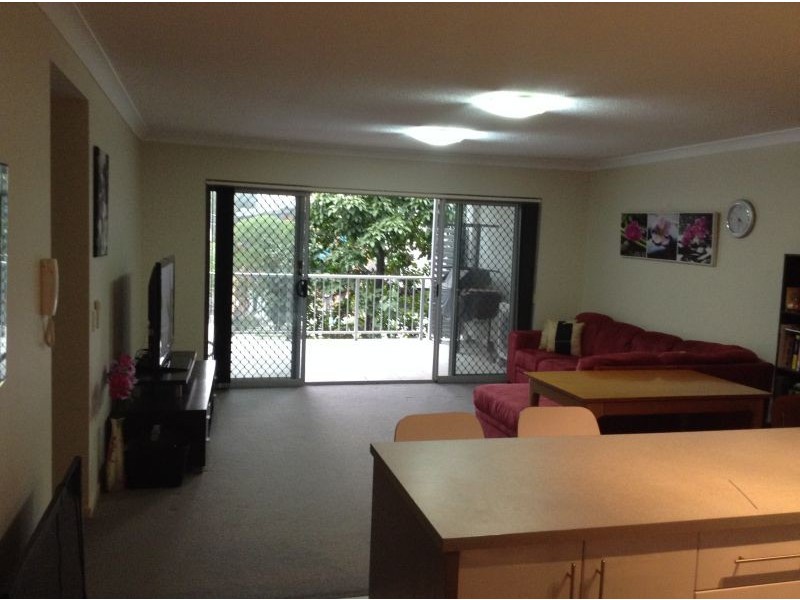 12/111 Samford Road, Enoggera QLD 4051