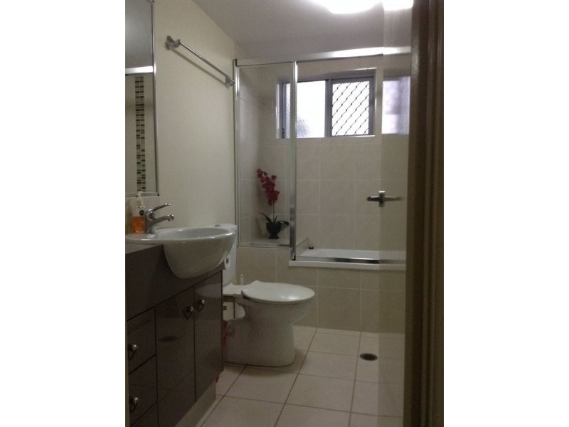 12/111 Samford Road, Enoggera QLD 4051