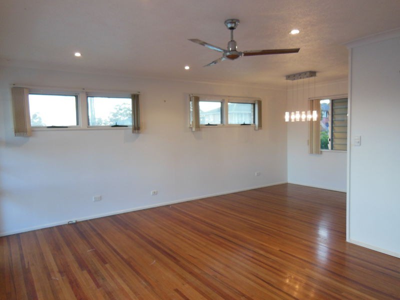 11 Morella Street, Wishart QLD 4122