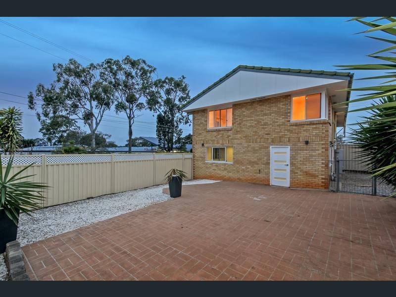 11 Morella Street, Wishart QLD 4122