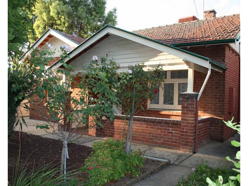 62 Addison Road, Black Forest SA 5035