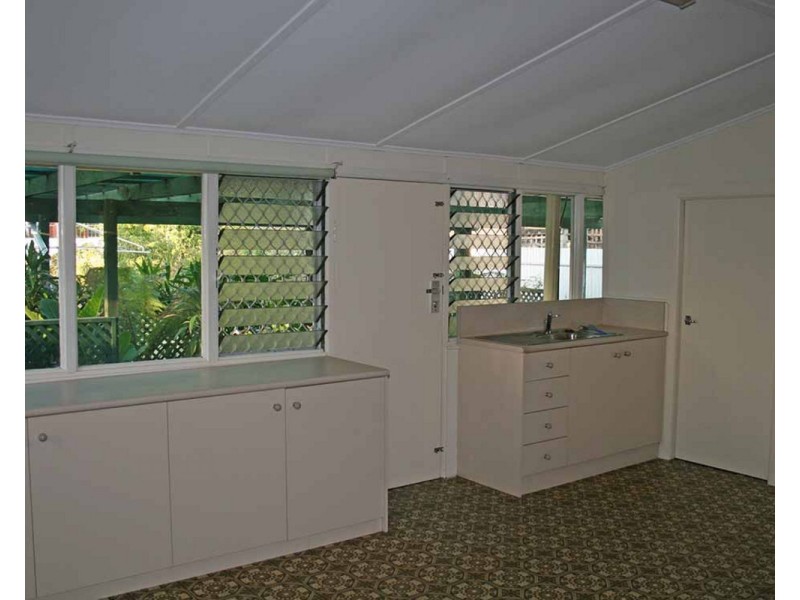 62 Addison Road, Black Forest SA 5035