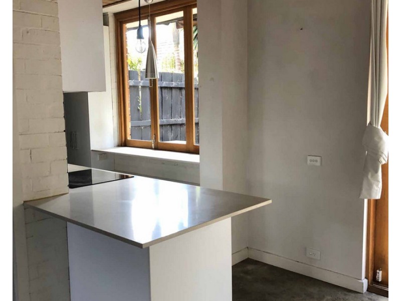 1/12 Ebden Avenue, Black Rock VIC 3193