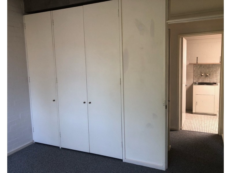 1/12 Ebden Avenue, Black Rock VIC 3193