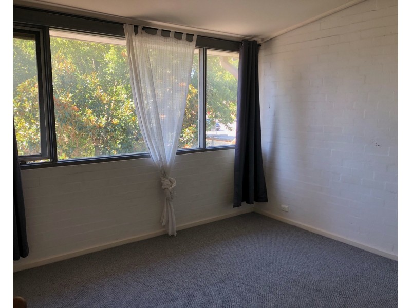 1/12 Ebden Avenue, Black Rock VIC 3193