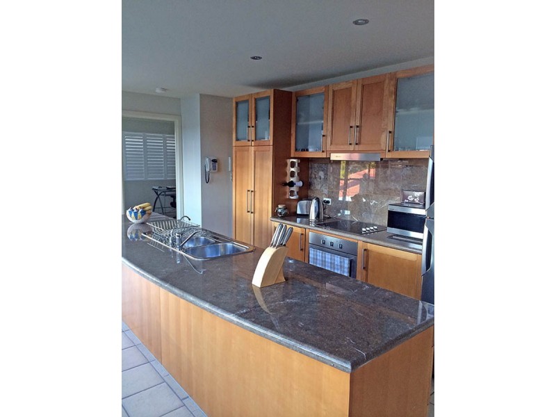 18/31 Railway Street, Southport QLD 4215
