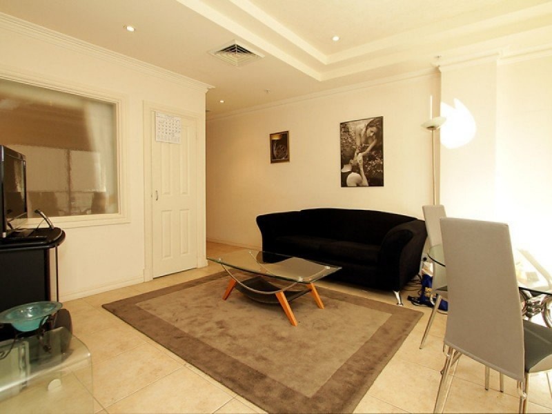 V600/9 Victoria Avenue, Perth WA 6000