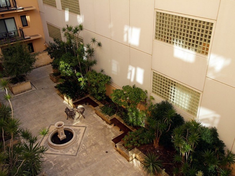 V600/9 Victoria Avenue, Perth WA 6000