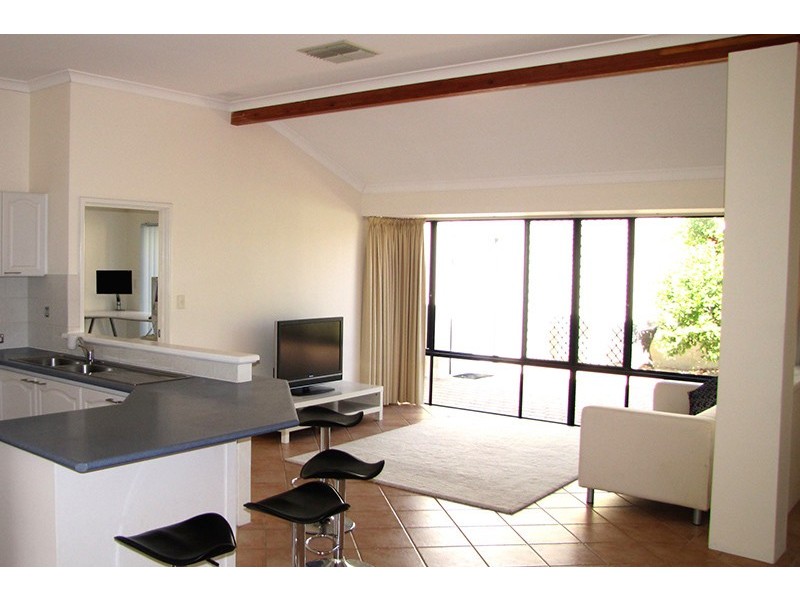 3 Sabina Park Drive, Madeley WA 6065