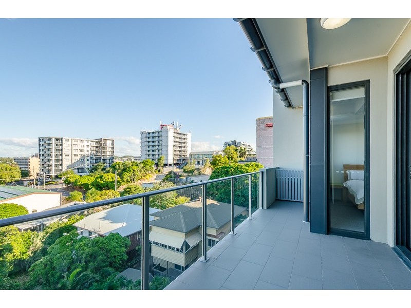 806/52 Oaka Lane, Gladstone QLD 4680