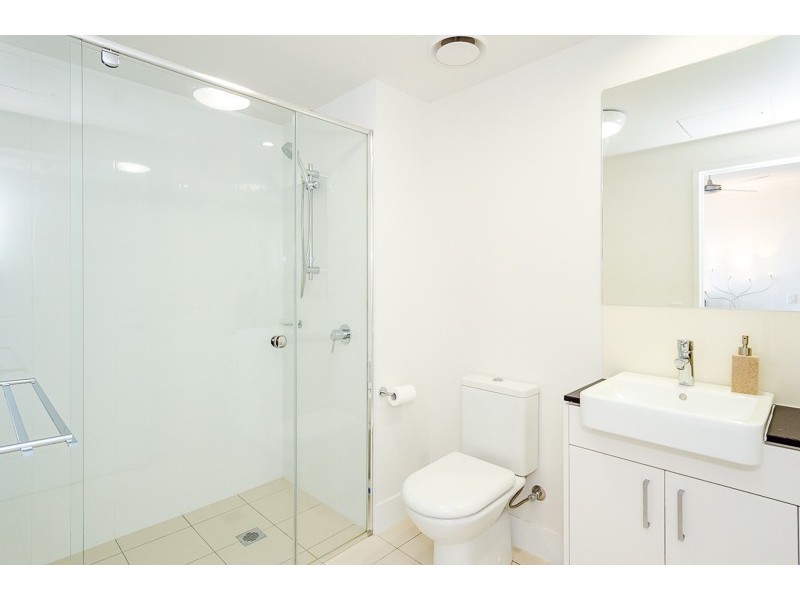 806/52 Oaka Lane, Gladstone QLD 4680