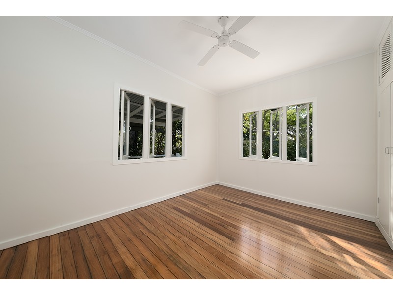 11 Parker Street, Chelmer QLD 4068