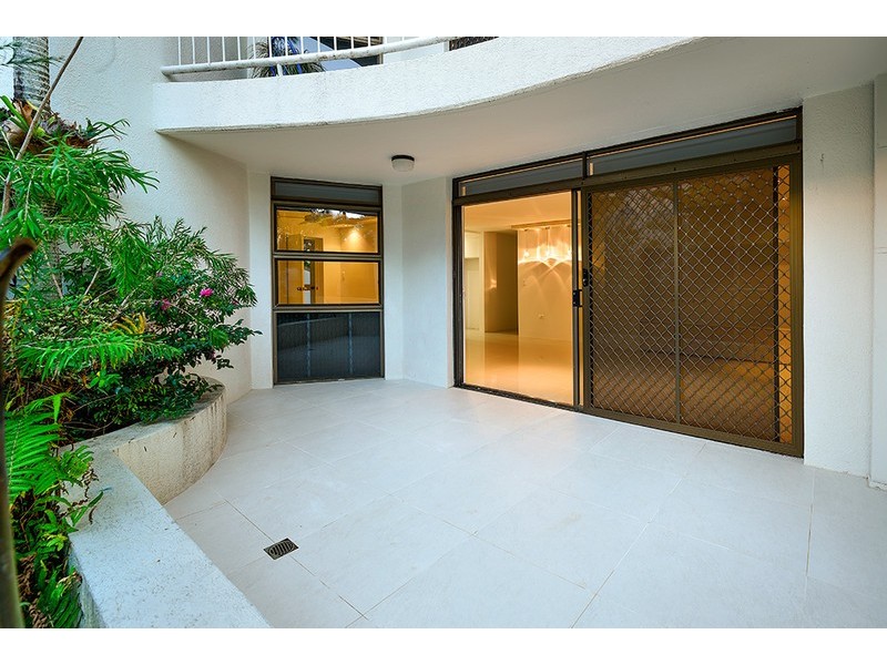 13/24 Hamilton Avenue, Surfers Paradise QLD 4217